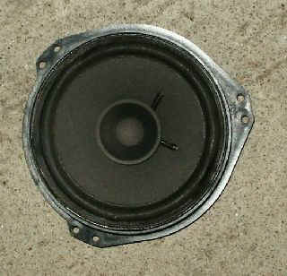 loudsp1.jpg (82228 octets)